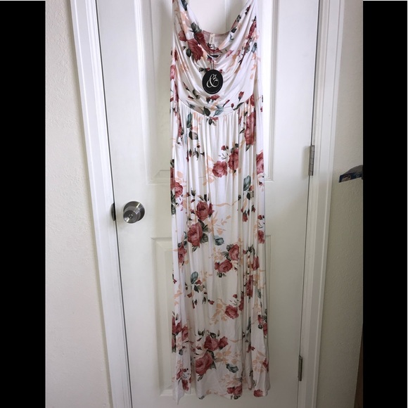 Mai Soli - white floral maxi dress- medium - Picture 6 of 6